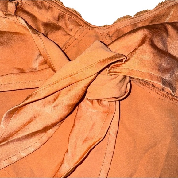 Forever 21 Satin Orange Handkerchief Crop Top | Lace Trim | Size M - Picture 4 of 9
